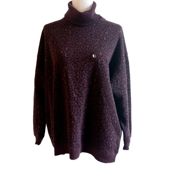 AEO Turtleneck Animal Print Sweatshirt - Picture 1 of 9